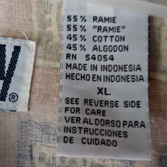 Shirt - Picture 3 of 7